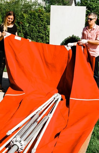 Sonnenschirm Bespannung abnehmen, SchrittfürSchritt Anleitung